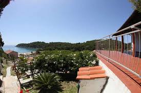 Convenzionato con compagnia traghetti e con stabilimento balneare leggi di più Appartamenti Costa Del Sole Seccheto E Fetovaia