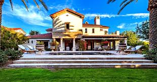 Découvrez sa biographie, le détail de ses 50 ans de carrière et toute son actualité. Hot Property Sly Stallone Bereitet Sich Auf Eine Weitere Runde In La Quinta Vor Nach Welt