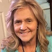 Elizabeth Trigg's Instagram, Twitter & Facebook