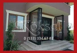 Siz bina önüne geldiğinizde kapı önünde yağmura teslim olmayın sıradan sundurma, işinizi görmeyebilir siz dekoratif. Ferforje Sundurma Ferforje Sundurmalar Ferforje Sundurmalari