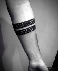 Impresionantes tatuajes de números romanos para personas que. 240 Tatuajes En El Antebrazo Pequenos Grandes Y Originales
