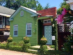 Raising Up A Charleston Cottage Charleston Insideout Freedman S Cottage Cottage Exterior Cottage Small House Remodel