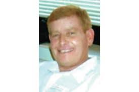 Kris Bloom's Instagram, Twitter & Facebook