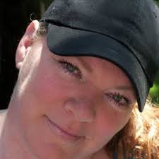 Dee Young (@dlyoung555)