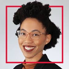 Congratulations to Anna-Kay Russell du Toit (iBA '15 in Environmental and  Health Studies)