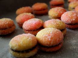 Breskvice Iz Biskvitnih Piskotov Recipes Food Desserts