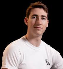 Freak Athlete Founder & His Comeback From 3 Knee Surgeries