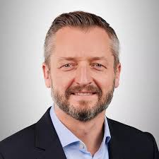 Adam Cotton's Investing Profile