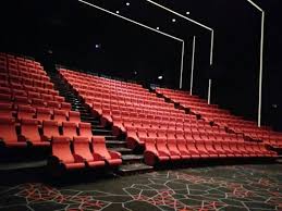Elements mall, built by karnani group is the perfect destination mall for families and youngsters residing in north and central bangalore. Mbo Cinemas Experience Big Screen Hall 1 Mbo Elements Facebook