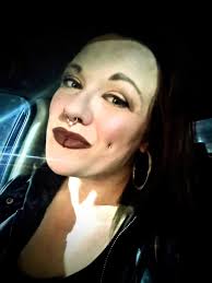 Is dermal piercing in tattooed eye safe?