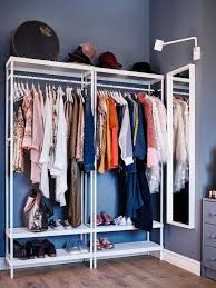 Pin Von Yolanda Villa Auf Home Garderobe Stander Kleiderstander Schlafzimmer Offene Garderobe