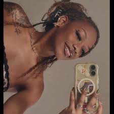 Pregnant Woman who went swimming, unknowingly Gives Birth To Her Baby in  The Beach (Video)