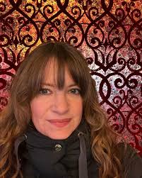 Stephanie Poulos (@stephaniesoldchicago) • Instagram photos and videos