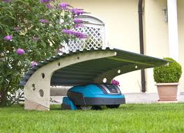 Http Robomaeher De Blog Holzgaragen Fuer Automatische Rasenmaeher Holzgaragen Fur Automatische Garage Mahroboter Mahroboter Garage Selber Bauen Rasenroboter
