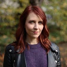 Emily Chase's Instagram, Twitter & Facebook