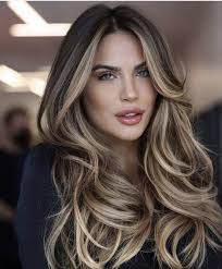 Mechas para cambiar el look en diciembre ❤️