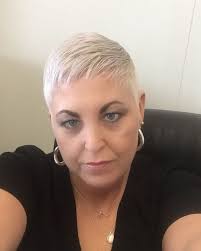 What do you think of my new short hair?