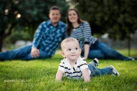 Creative Family And Children Photography Phoenix Family Photos With Baby Family Photo Pose Baby Family Pictures