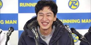 Lee kwang soo is a south korean actor and entertainer. Lee Kwang Soo Appears On Running Man For The Last Time Kbizoom