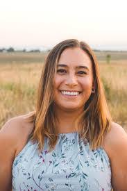 Kerri Flores's Instagram, Twitter & Facebook