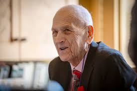 Dick Mazza, icon of the Vermont Senate, dies at 84