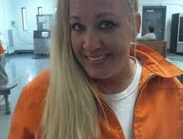 Hello my name is Jessica Stout, I'm looking for some companionship, as I  serve my time. You can send me messages