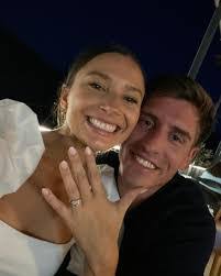 Meredith Kilpatrick's Instagram, Twitter & Facebook