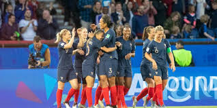 Face aux incertitudes liées à la pandémie de coronavirus, world rugby a confirmé que l'édition 2021 de la coupe du monde féminine aura finalement lieu en 2022.ce n'était qu'une formalité. Tf1 Fait Exploser Ses Tarifs Pub Pour La Coupe Du Monde Feminine Capital Fr