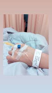 Cara mengobati asam urat pada kaki; Infuse On Hand Infused Recovery Hospital Elisabeth Foto Tangan Fotografi Romantisisme