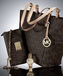 Michael Kors Black And Brown Purse Yes Please Dark Brown Or Black Set Handbags Michael Kors Purses Michael Kors Michael Kors