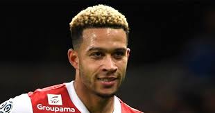 Just keep the hair on the face a little shorter than on the rest of the body in order to free. Depay I Don T See Lyon As My Last Big Club Tribuna Com