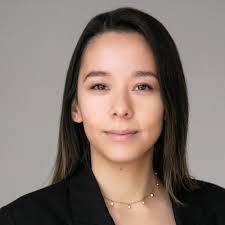 A little over a year ago, I was about to finish my bachelor's degree in  Business Administration from the Munich University of Applied Sciences and  was faced with the decision of what