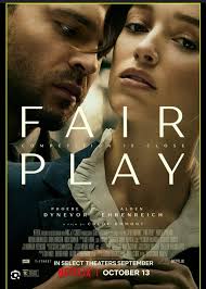 Daphne's American accent. 🤣