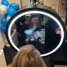 Indicate your required booth kit size & layout requirements (10' x 10', 20' x 20'. Book Magic Mirror Photo Booth Interactive Entertainment Scarlett Entertainment Netherlands
