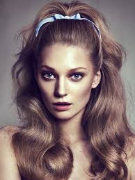 Les années 60, cette mythique époque qui a vu débarquer la révolution sexuelle. 1001 Idees Coiffure Annee 60 Retour Vers Le Retro En