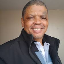 Mechanics out there please assist. What is the part in the picture called?  And what does it do?