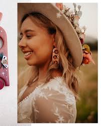 My new favorite🤭 and I know I say that a lot but Peonies are the prettiest  and they were so fun to create! 💖 Launch day is this upcoming Sunday, June  25th