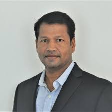 Danielle Lefevers's Instagram, Twitter & Facebook