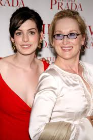 Meryl streep speaks to barnard's graduating class about her struggle to find her authentic self and how empathy is the driving force to an equal world for all. Meryl Streep Starportrat News Bilder Gala De