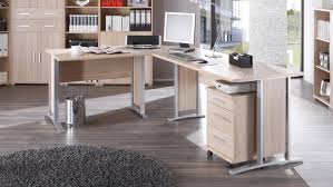 Sie bekommen fast alles in diesem natürlichen holzton ob eine küche wohnzimmerschränke oder auch kinderzimmer alles ist möglich und sie können nach herzenslust kombinieren. Winkelschreibtisch Buro Office Line In Sonoma Eiche Mit Rollcontainer