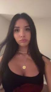 Brianna Hoy's Instagram, Twitter & Facebook