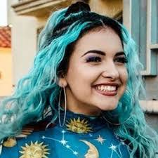 Katrina Sam's Instagram, Twitter & Facebook