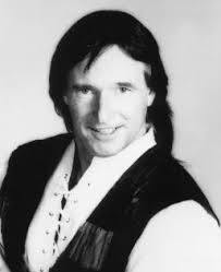 Amazon.com: How To See and Read The Aura (How To Series, 5): 9780738708157:  Andrews, Ted: Books