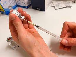 De første doser med vaccine fra selskabet moderna kommer til danmark tirsdag. 11 Meldinger Om Bivirkninger Som Kvalme Hodepine Og Feber Viser At Den Gir Kraftig Immunsvar Sier Legemiddelverket