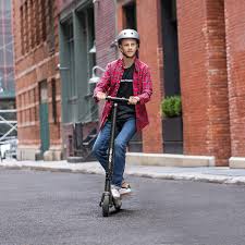 3.7 out of 5 stars. Amazon Com Jetson Element Pro Electric Scooter Black Lightweight And Foldable Frame Travel Up To 10 Miles Reach Speeds Up To 15 Mph 235 Lbs Weight Limit Sports Outdoors