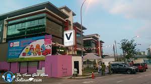 To spice up your leisure there is the malaysia chocolate museum museum close by. Gema Ramadan Buffet The Venue Shah Alam Malaysia Selina Wing Deaf Geek Blogger