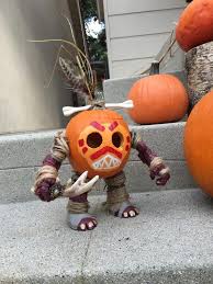 Dekoration Kommode Dekoration Kommode Flur Dekoration Esszimmer Dekorat In 2020 Scary Halloween Decorations Diy Pumpkin Halloween Decorations Diy Halloween Decorations