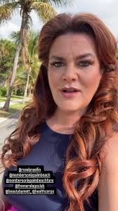 I'm at Mar-A-Lago today! Donald Trump's house. It's a fundraiser for  children's healthcare with my friend Rosalyn from the new reality show  called “Members Only Palm Beach”