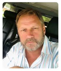 He's back. New name, new profile photo. Rest of photos the same across  profiles. Note He's at his current job Nov 2025