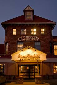 Swim Play Stay At Glenwood Hot Springs Resort Colorado Budget Lodging Hotels Package Deals Usa Lod Colorado Springs Vacation Hot Springs Spring Resort